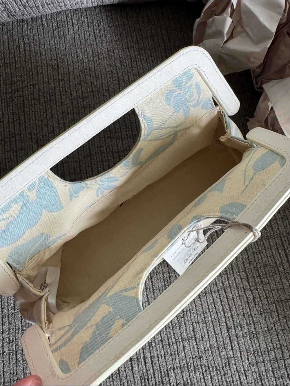 Cream and Light Blue Floral Frame-Top Women's Clutch